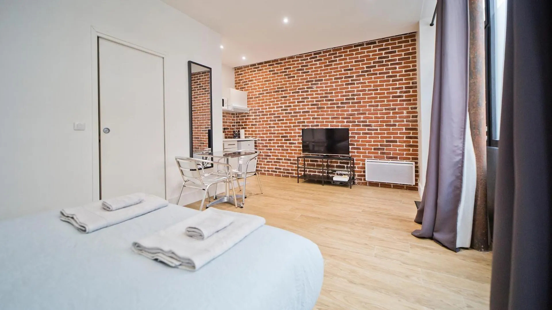 Loft Style Apartment Paris