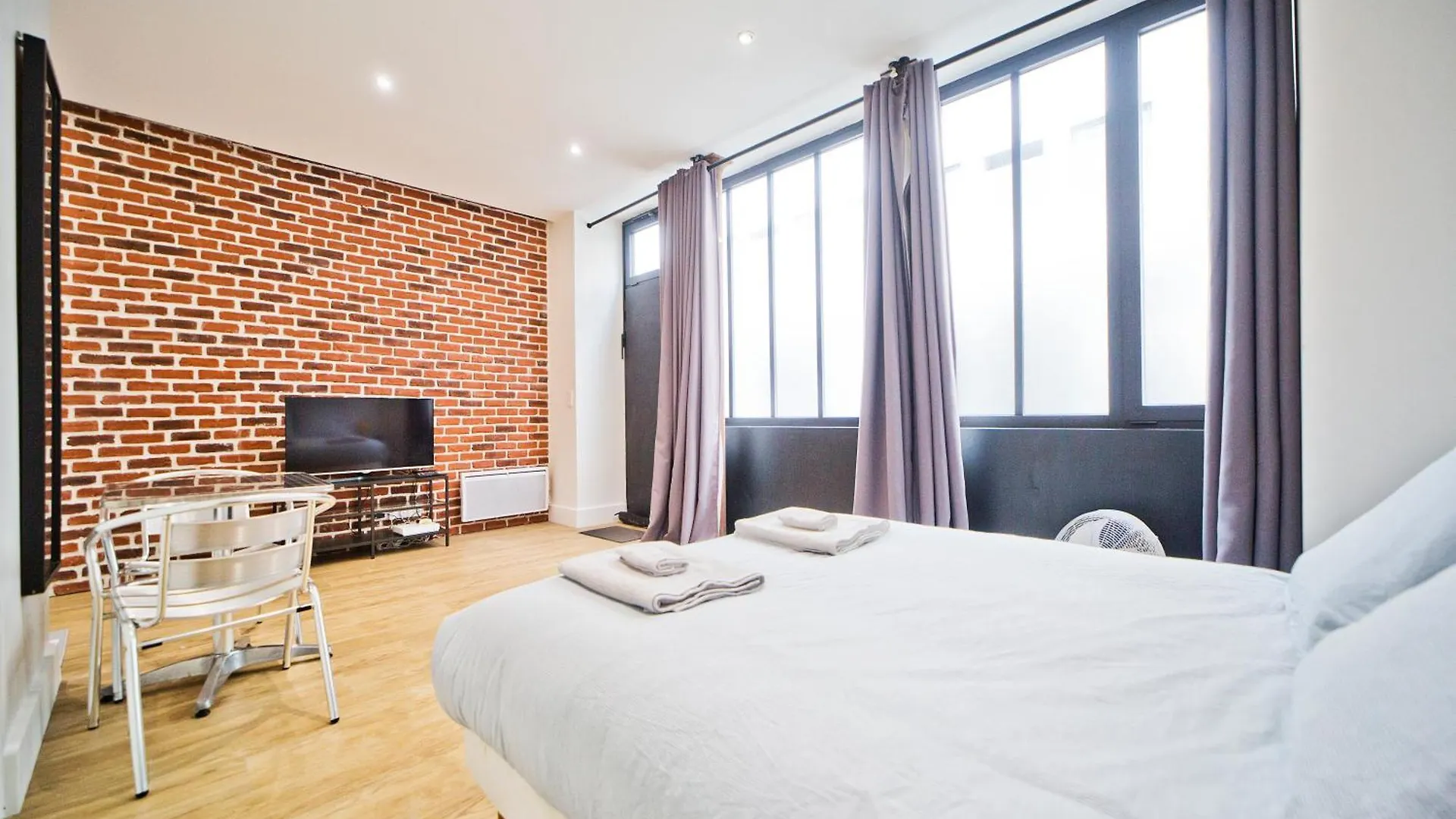 Loft Style Apartment Paris