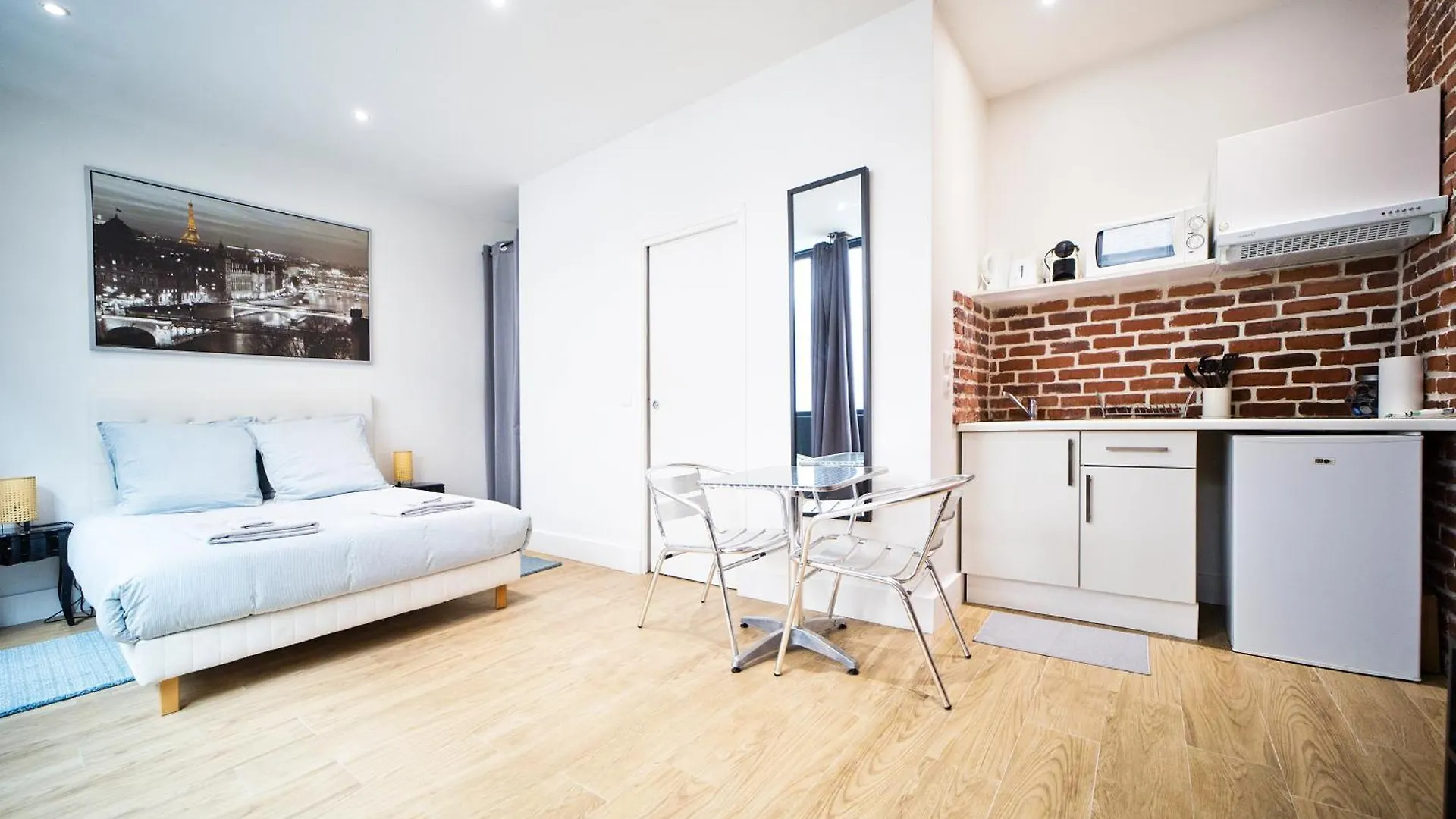 Loft Style Apartment Paris France